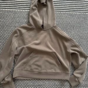 Lululemon Taupe Softstreme Hoodie - Size 6